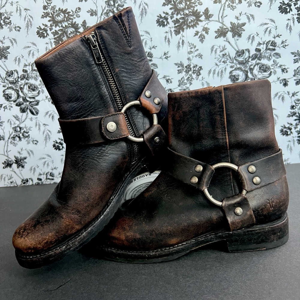 Frye Veronica short harness boots